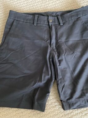 lululemon athletica Men's Dark Navy Flat-Front Performance Shorts